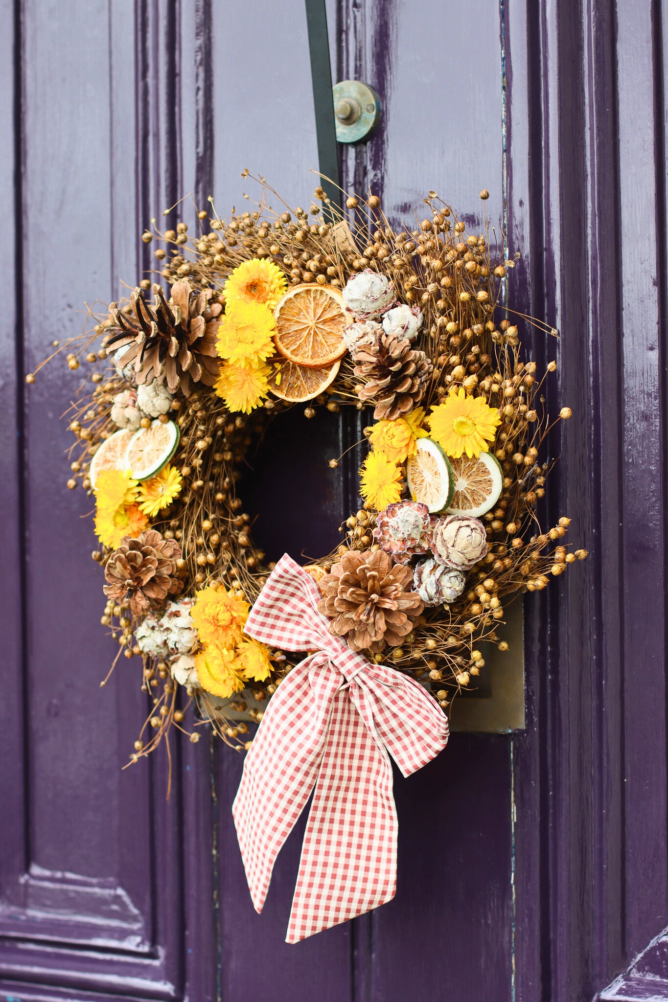 THE AUTUMN WREATH