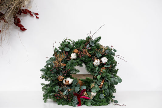 HOW TO | DIY Christmas Wreath