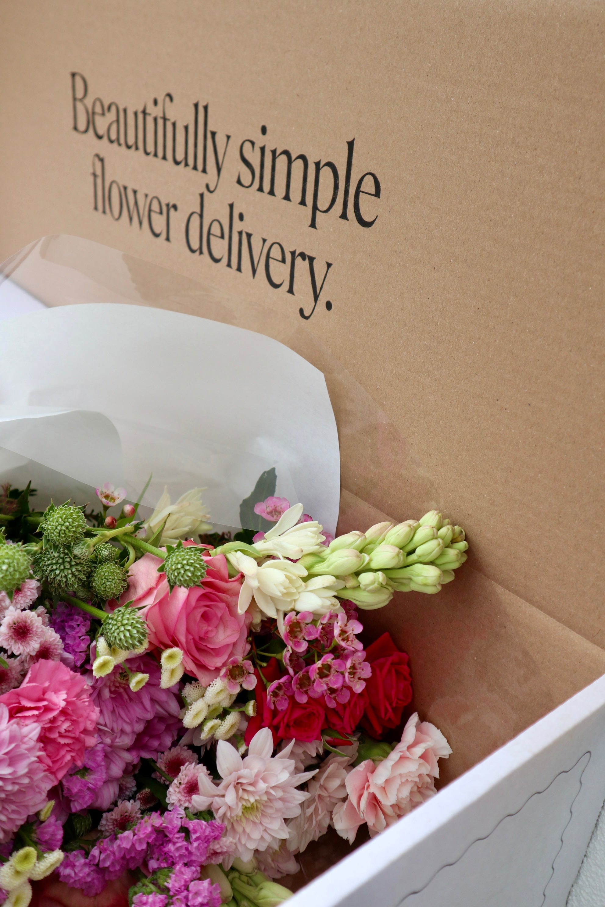 MODERN FLOWER DELIVERY IRELAND FREE SAME DAY DUBLIN FLOWER DELIVERY