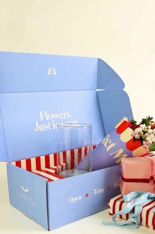 THE CRATE CLEAR GLASS VASE | Modern Minimalist Floral Vessel